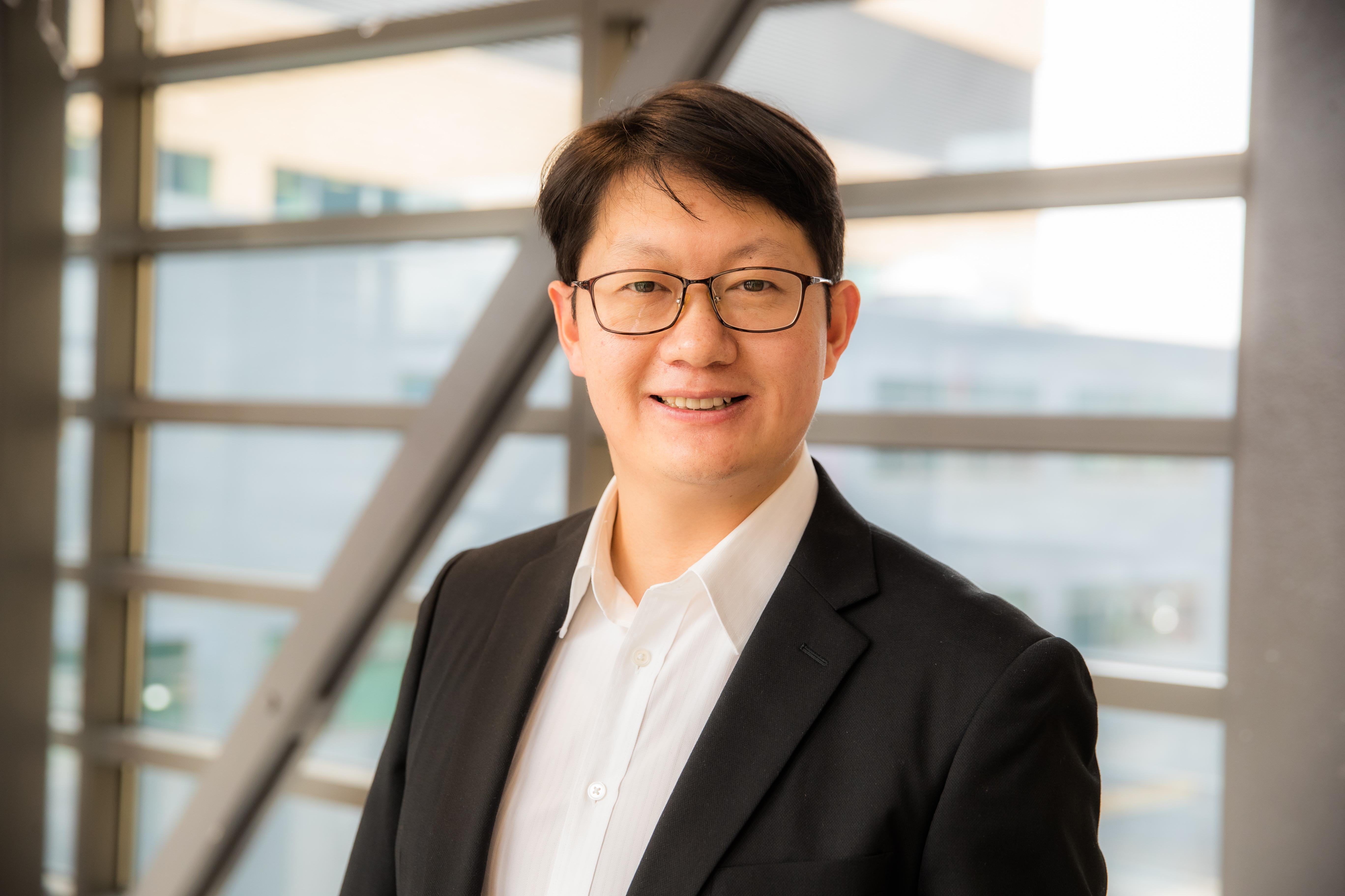 Junmin (Jim) Shi