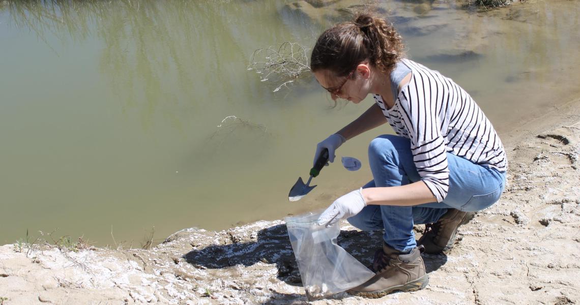 Lucia Rodriguez testing mining waste